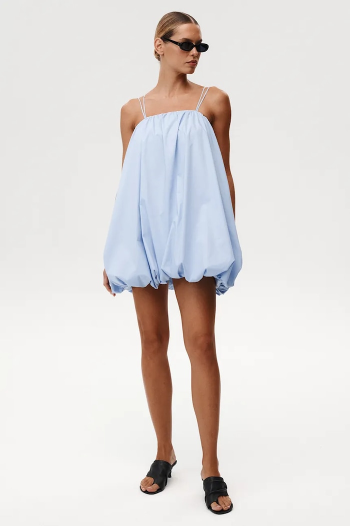 Šaty Undress Code Cloud Dress 1181 modrá SS26