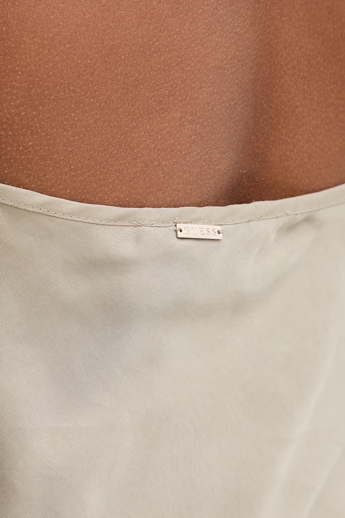 Guess sukienka bieliźniana z wiskozą AKILINA W6GK94.W2266 zielony
