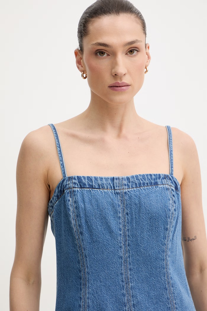 Levi's letní šaty džínové DENIM GODET modrá 005NY