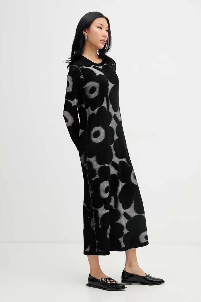 Marimekko Φόρεμα με μαλλί 095020 μαύρο SS26