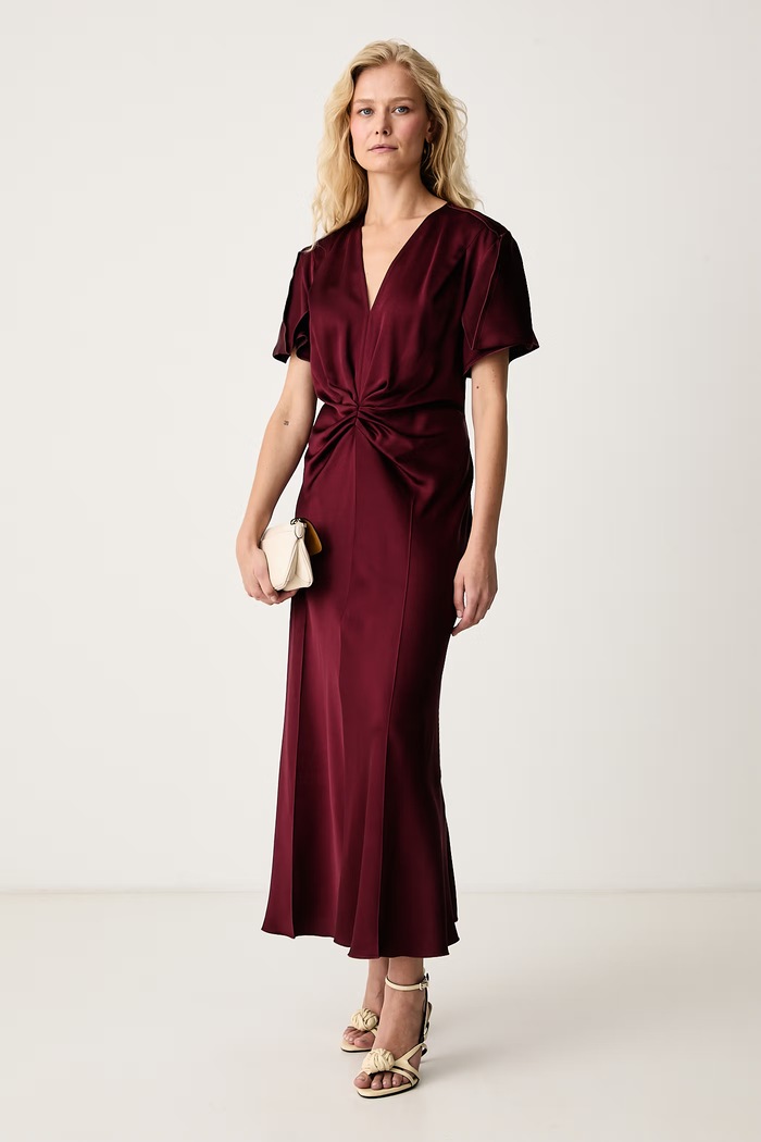 Victoria Beckham Sukienka bieliźniana z wiskozą 1226WDR005195D bordowy SS26
