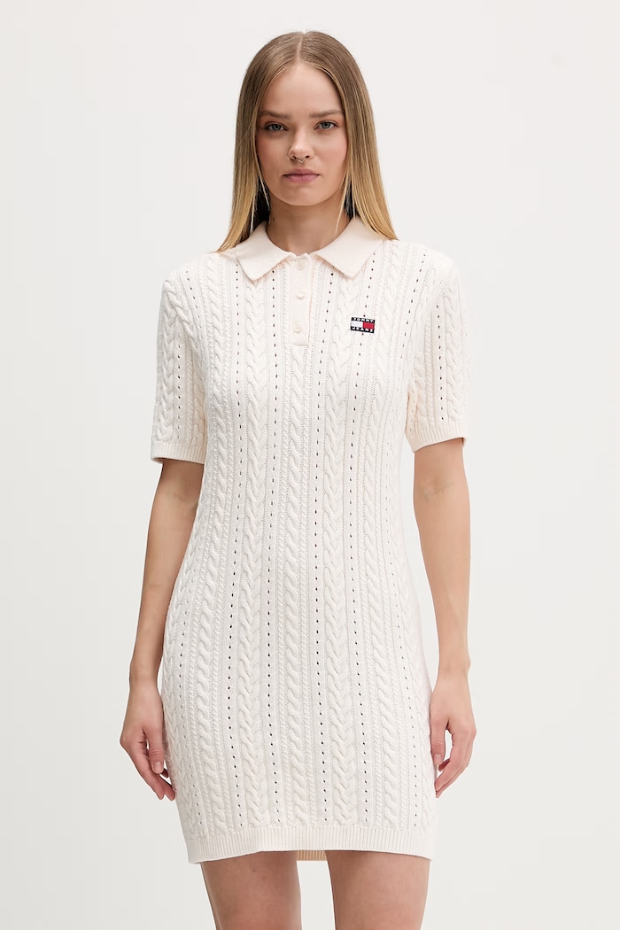 Tommy Jeans rochie tricotată din bumbac bej DW0DW22591