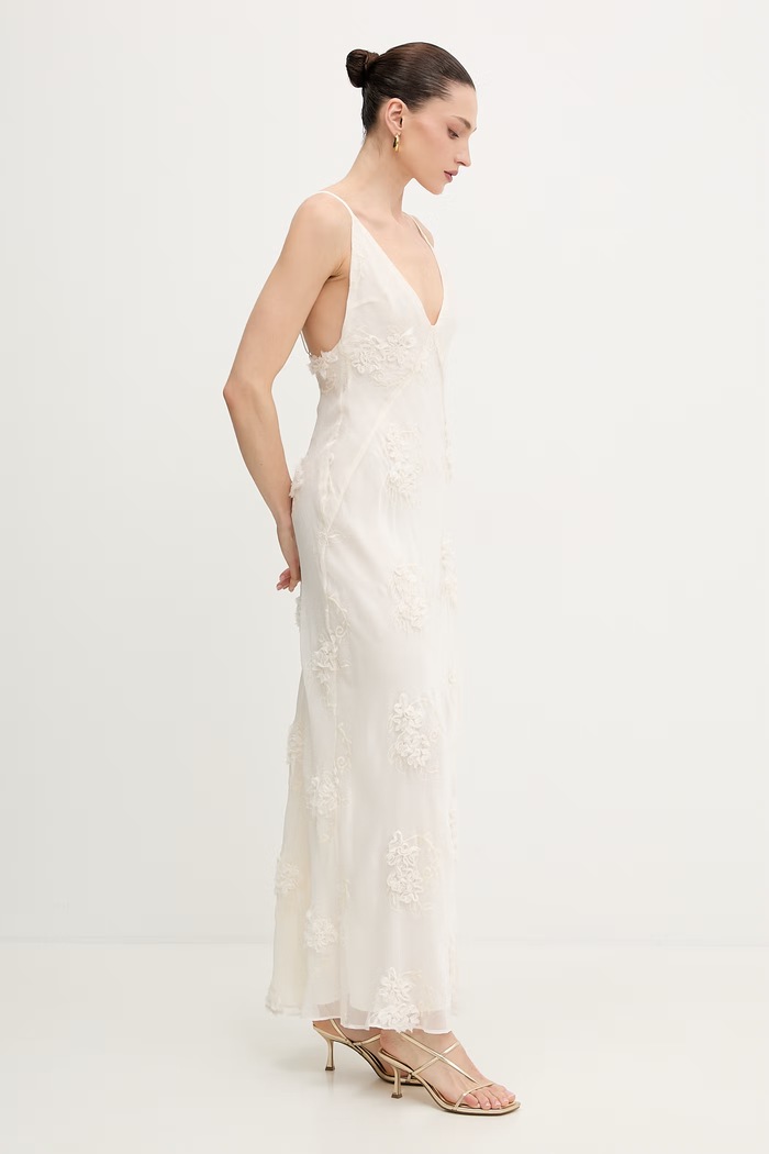 Šaty Bardot 60334DB béžová SS26