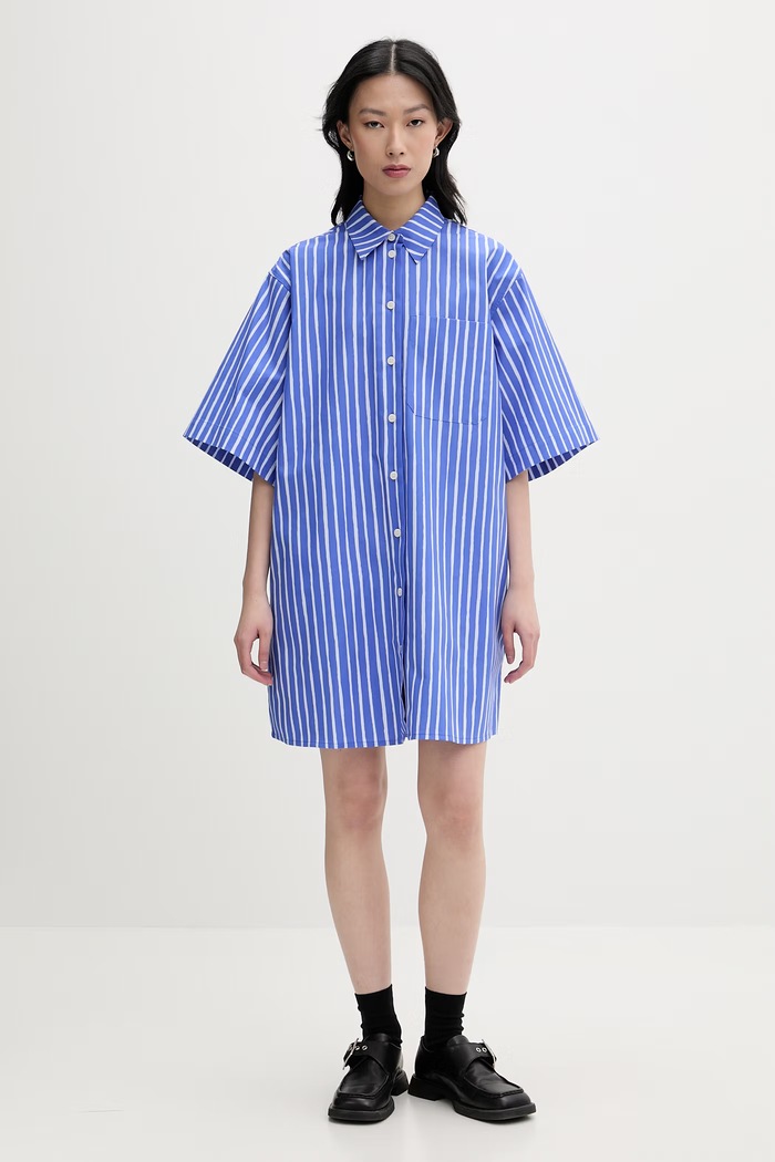 Marimekko srajčna obleka bombažna 095437 modra SS26