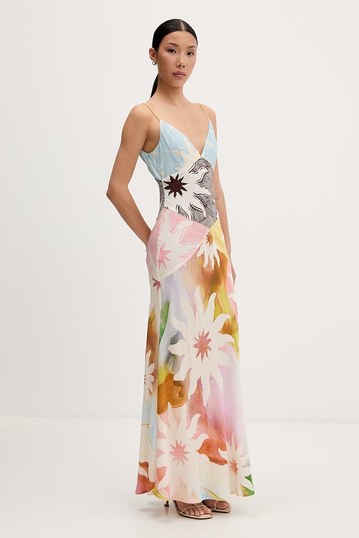 Never Fully Dressed rochie din vâscoză NFDDR3342 bej SS26
