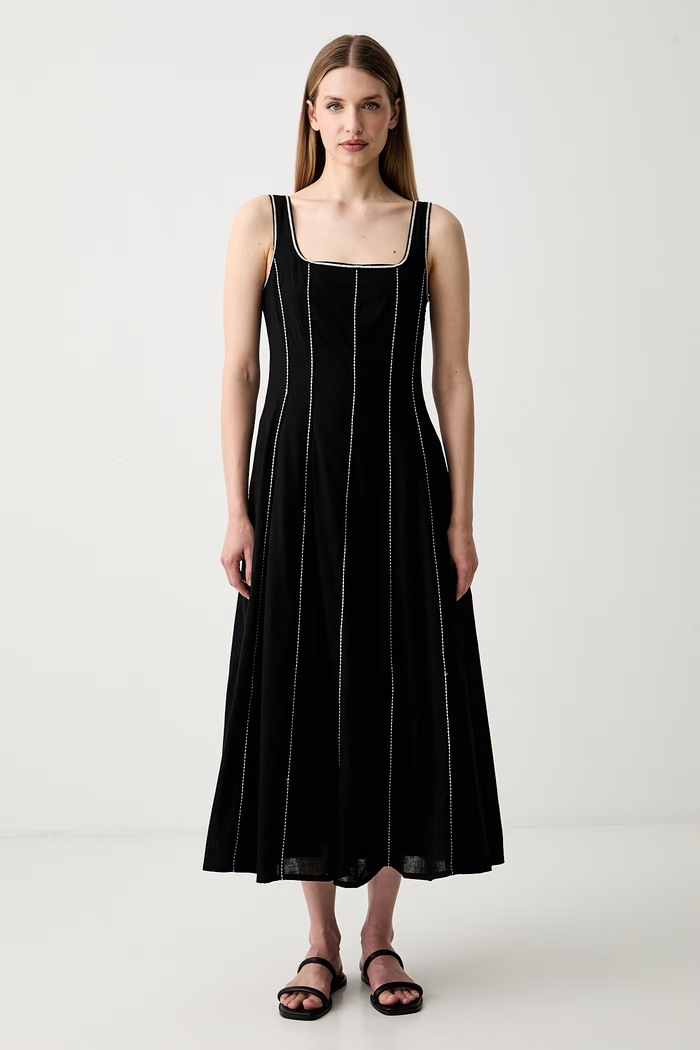 Pedro del Hierro sukienka rozkloszowana z dodatkiem lnu czarny 3813587