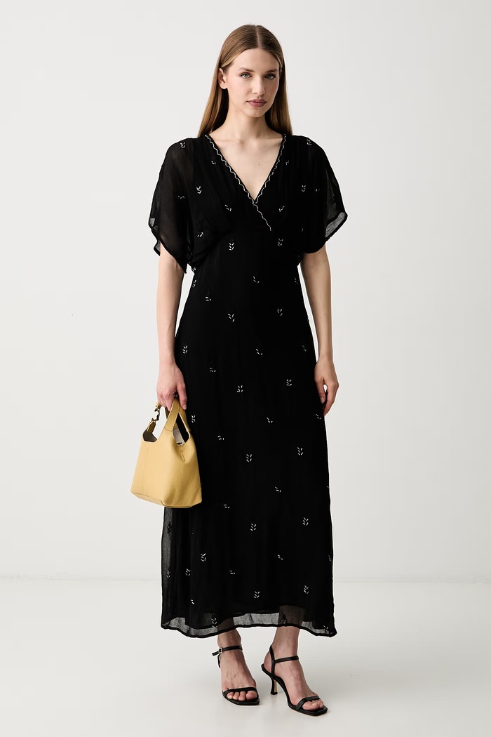 Pedro del Hierro sukienka rozkloszowana z wiskozy 3813573 czarny SS26