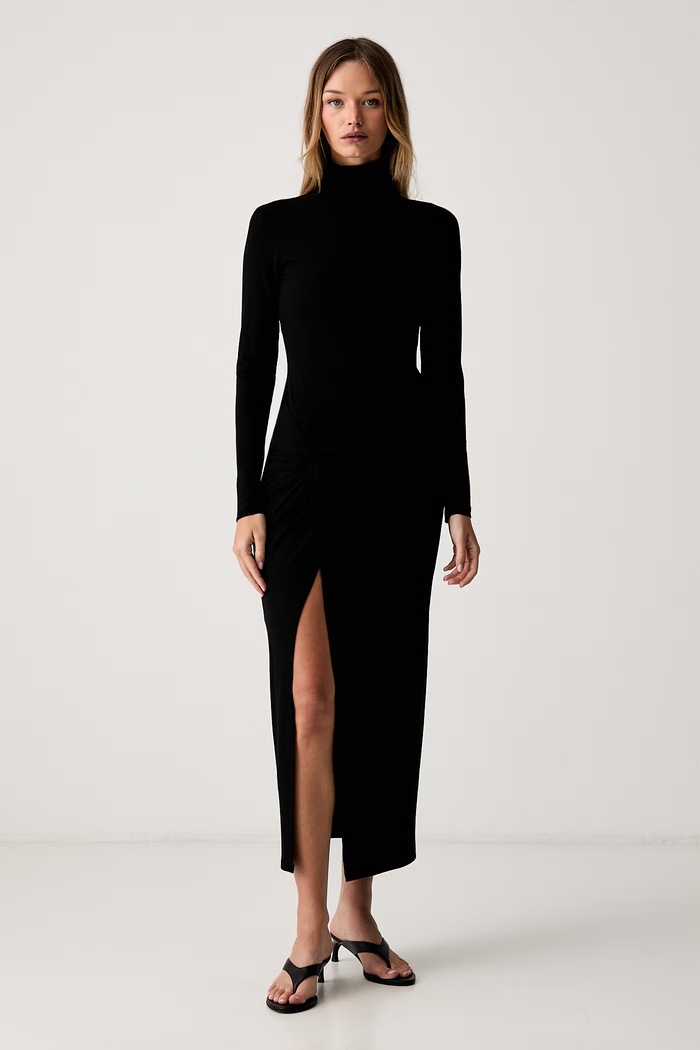 Le Privé sukienka bodycon z wiskozą SAPHIRA NOIR czarny LP00669