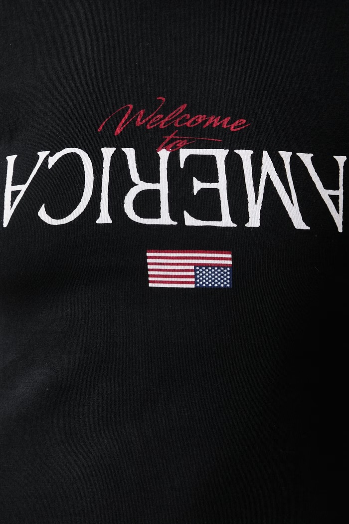 Willy Chavarria WELCOME TO AMERICA асиметрична рокля с щампа от памук WCJSY0273
