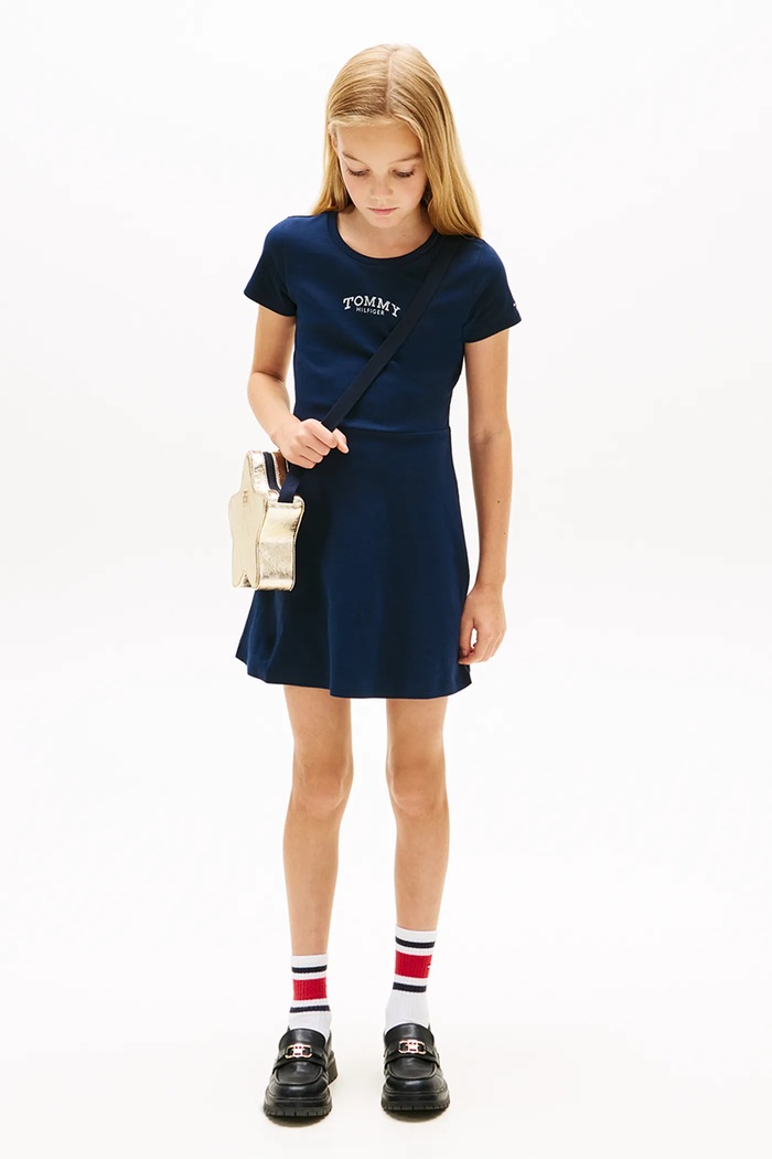 Παιδικό βαμβακερό φόρεμα Tommy Hilfiger στάμπα σκούρο μπλε KG0KG09284.104.122.PPY2