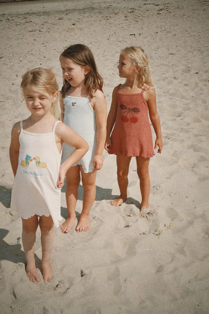 Konges Sløjd šaty bavlnené ERA STRAP DRESS OCS KS105358.PPY2