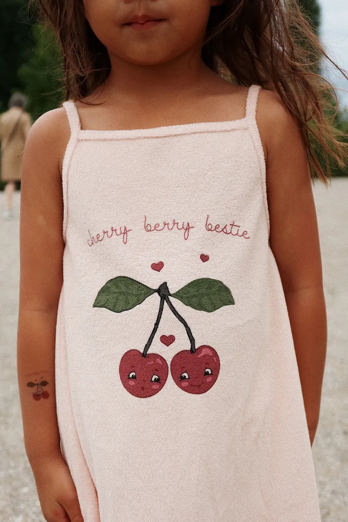 Konges Sløjd šaty bavlnené ITTY STRAP DRESS GOTS - EXCLUSIVE KS105655.PPY2