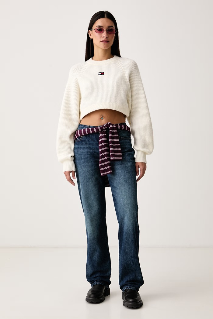 Tommy Jeans Sweter damski z dodatkiem wełny DW0DW22024 beżowy SS26