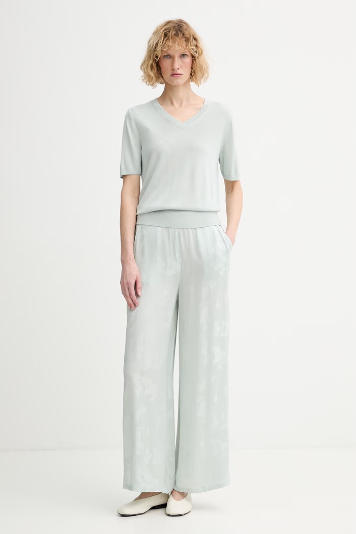 Calvin Klein sveter s krátkym rukávom dámsky z viskózy LV044F323G zelená SS26