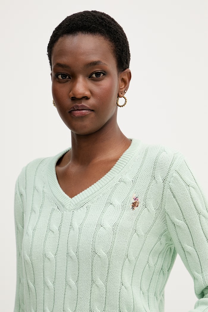 U.S. Polo Assn. пуловер дамски от памук V-NECK CABLE зелен WUP0397