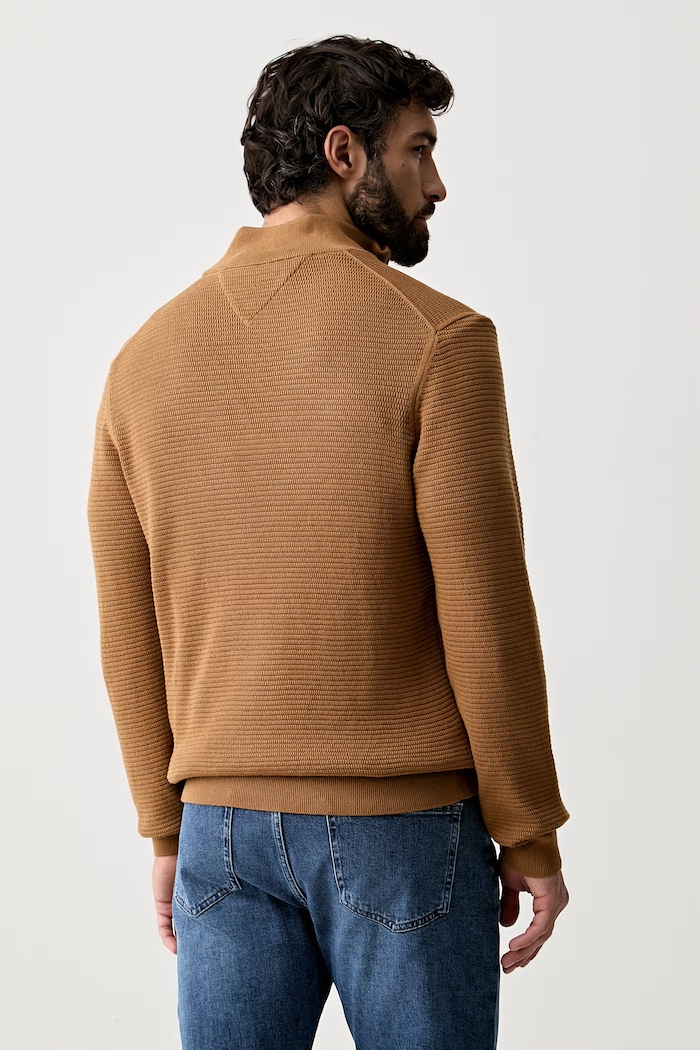 Odzież Tommy Hilfiger sweter męski bawełniany MW0MW42916 brązowy