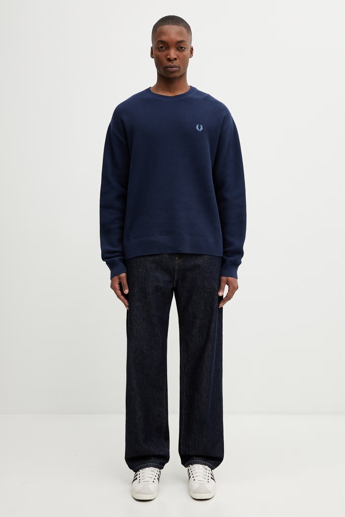 Bavlněný svetr Fred Perry K2318 námořnická modř