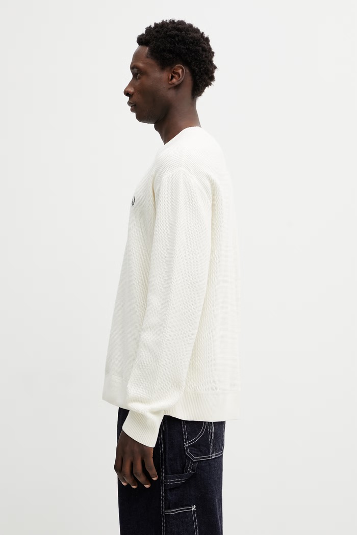 Βαμβακερό πουλόβερ Fred Perry K2318 μπεζ SS26