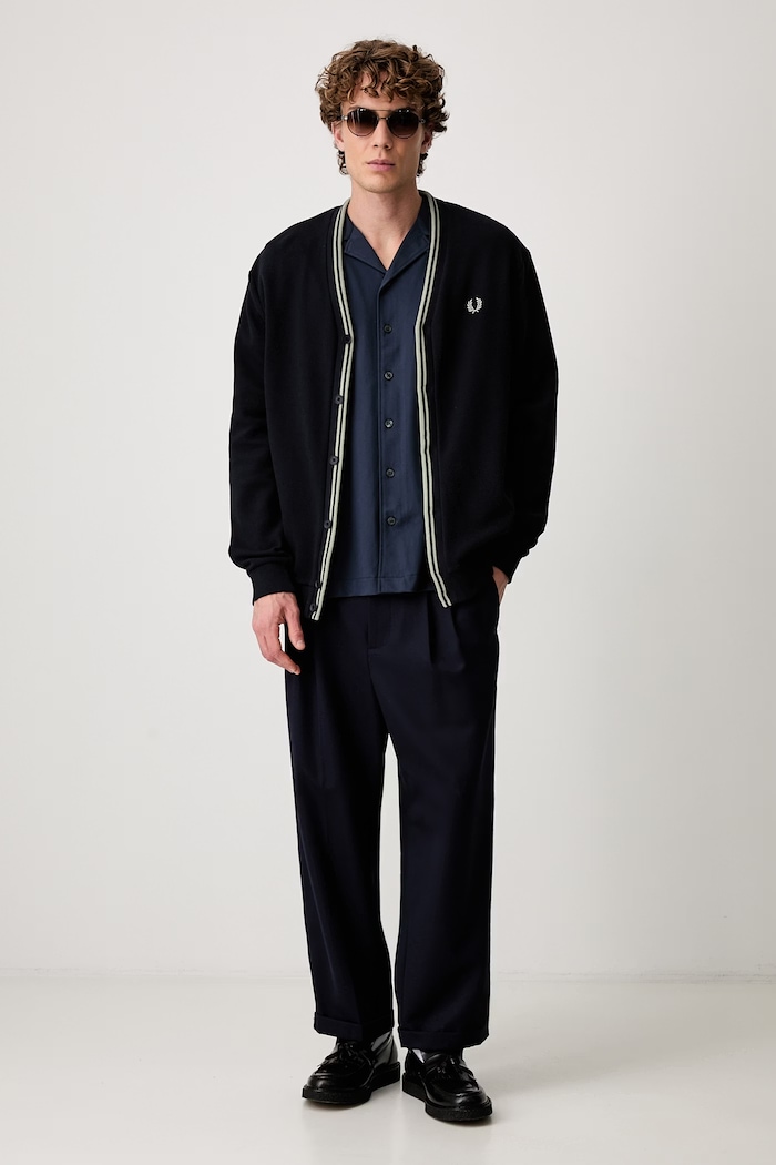Fred Perry kardigan bawełniany męski M2389 granatowy SS26
