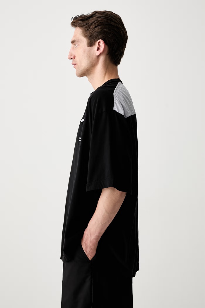 Undercover T-shirt oversize bawełniany damski UP1F4805 czarny SS26
