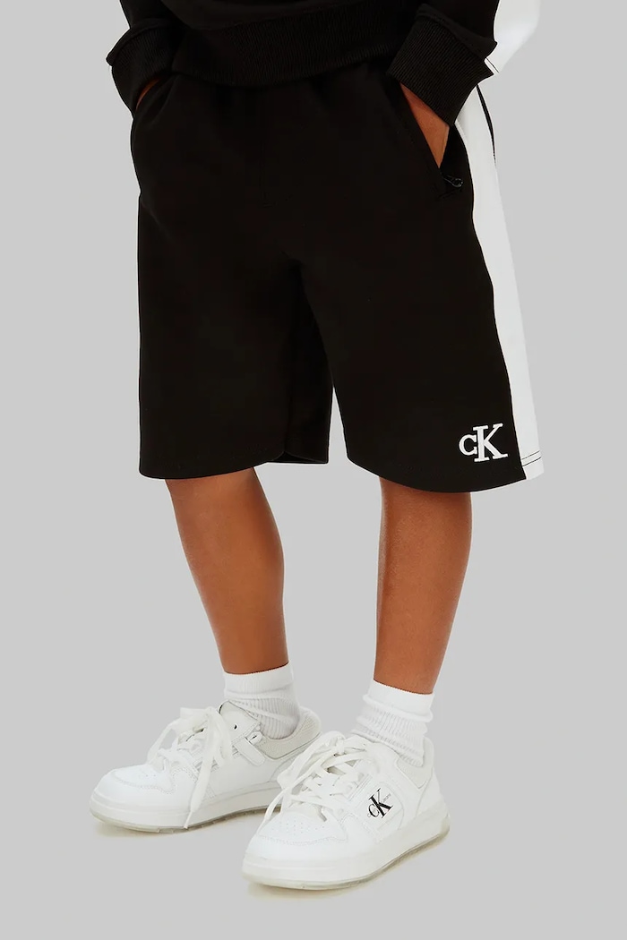 Calvin Klein Jeans pantaloni scurți sport pentru copii, din bumbac negru LVCKSJC28B.128.176.PPY2