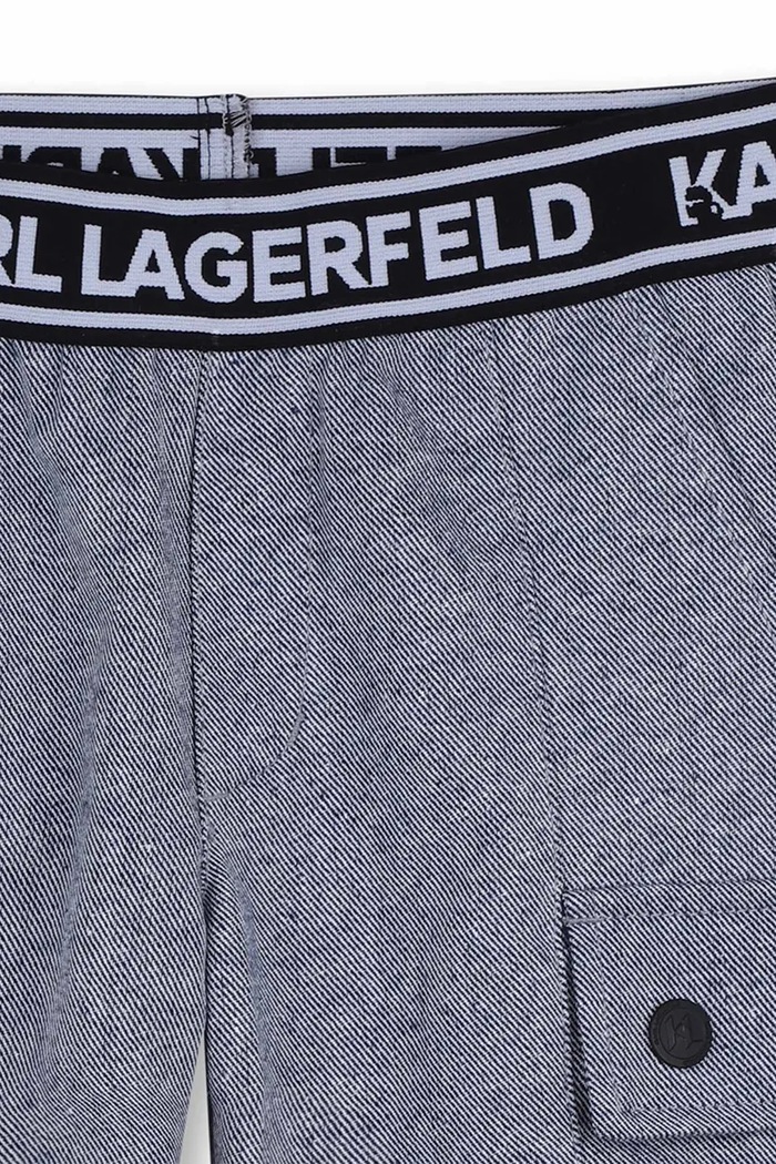 Chlapec Detské bavlnené šortky Karl Lagerfeld Z31087.162.174 modrá