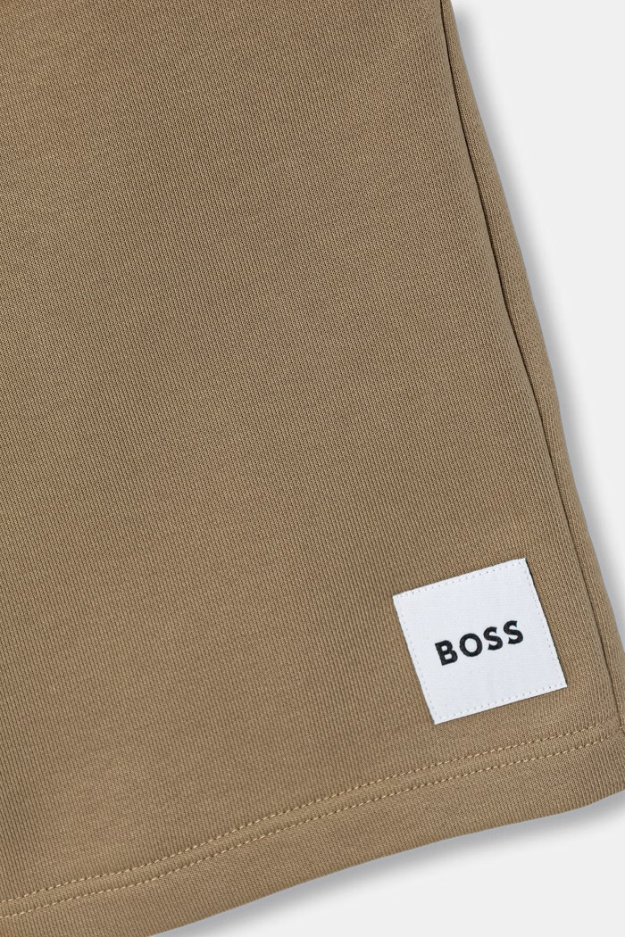 Dečki Otroške kratke hlače BOSS J52928.114.150 zelena