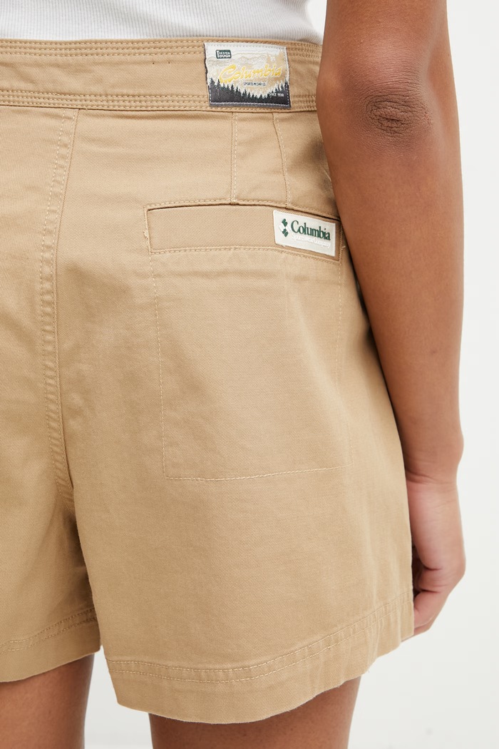 Columbia Acker Rock pantaloncini in cotone con elastan da donna beige 2157091