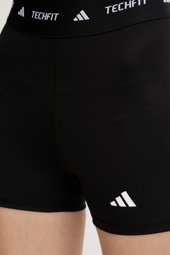 Tréningové šortky adidas Performance Techfit čierna IT2275.