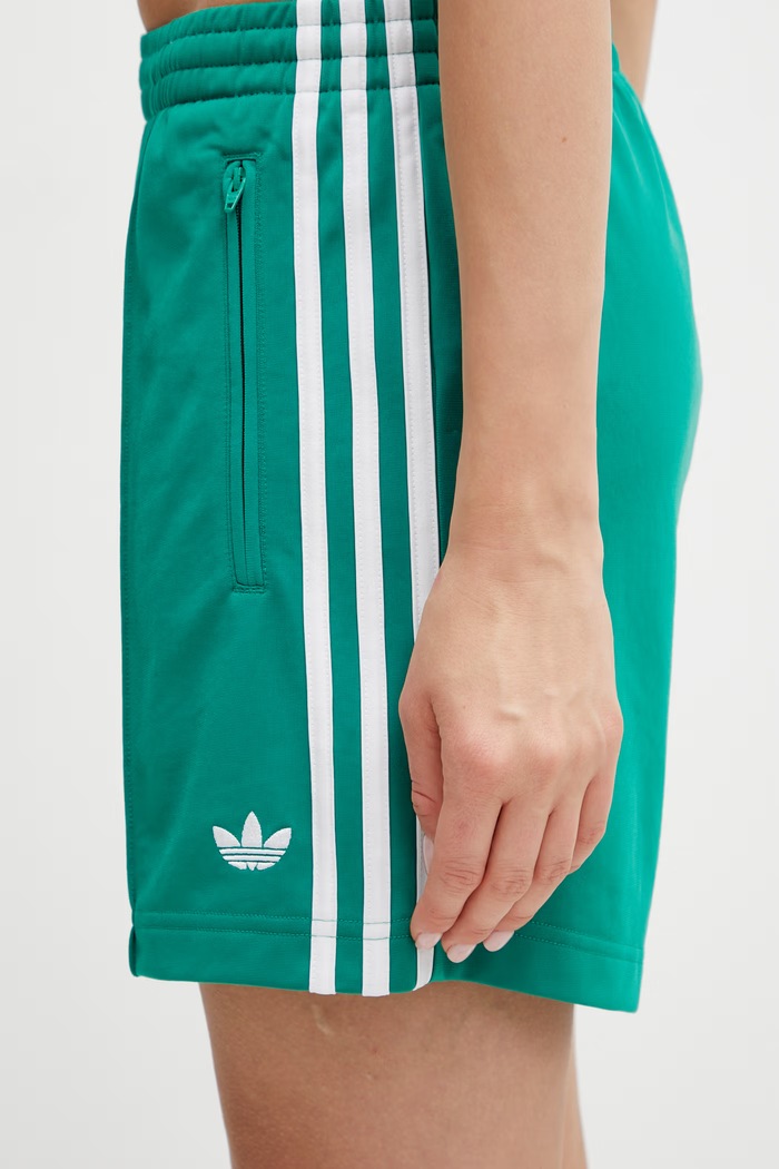 adidas Originals pantaloni scurți de trening pentru femei verde KD3668