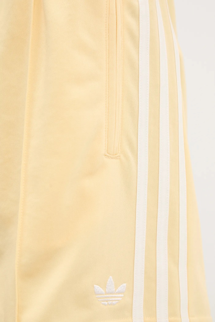 adidas Originals teplákové šortky dámske žltá KD3669