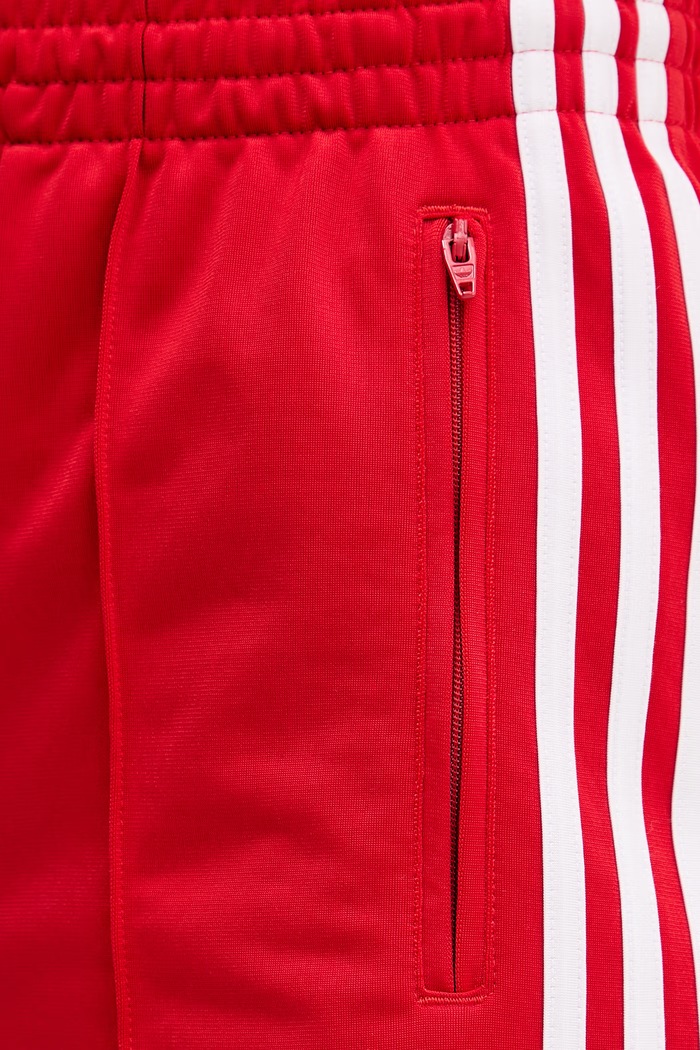 Šortky adidas Originals červená KT4656