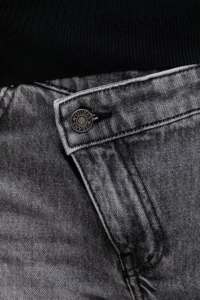 Guess Jeans szorty damskie jeansowe szary W6GDZ8.D6572