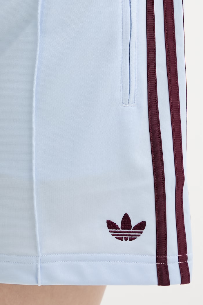 adidas Originals teplákové šortky dámské modrá KD3670