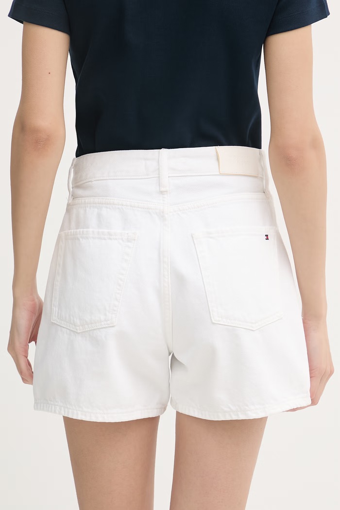 Oblečenie Tommy Hilfiger šortky dámske rifľové WW0WW49579 biela