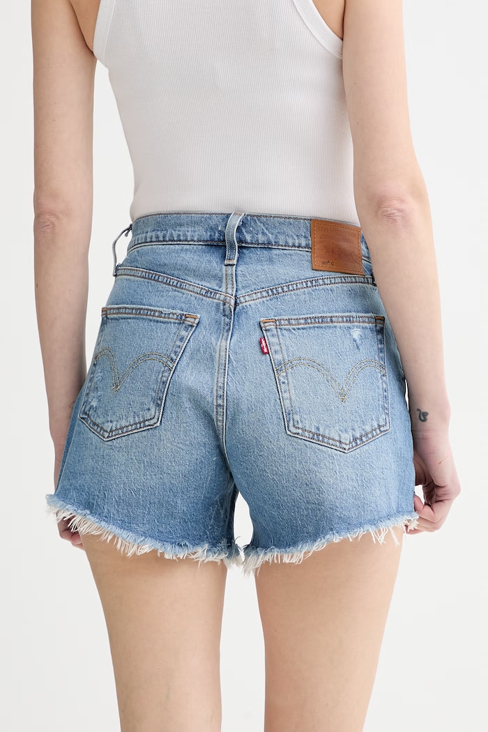 Odzież Levi's szorty jeansowe 501® CURVE 005DP niebieski