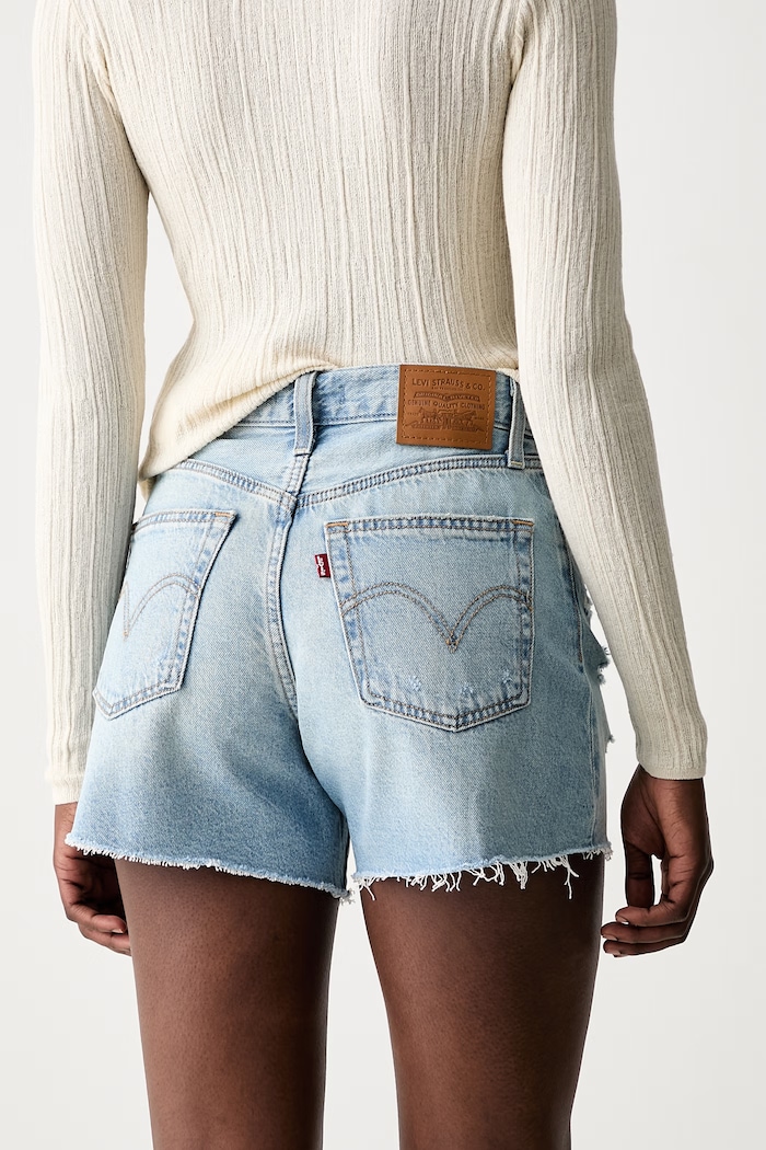 Odzież Levi's szorty damskie jeansowe RIBCAGE A-LINE 005DS niebieski