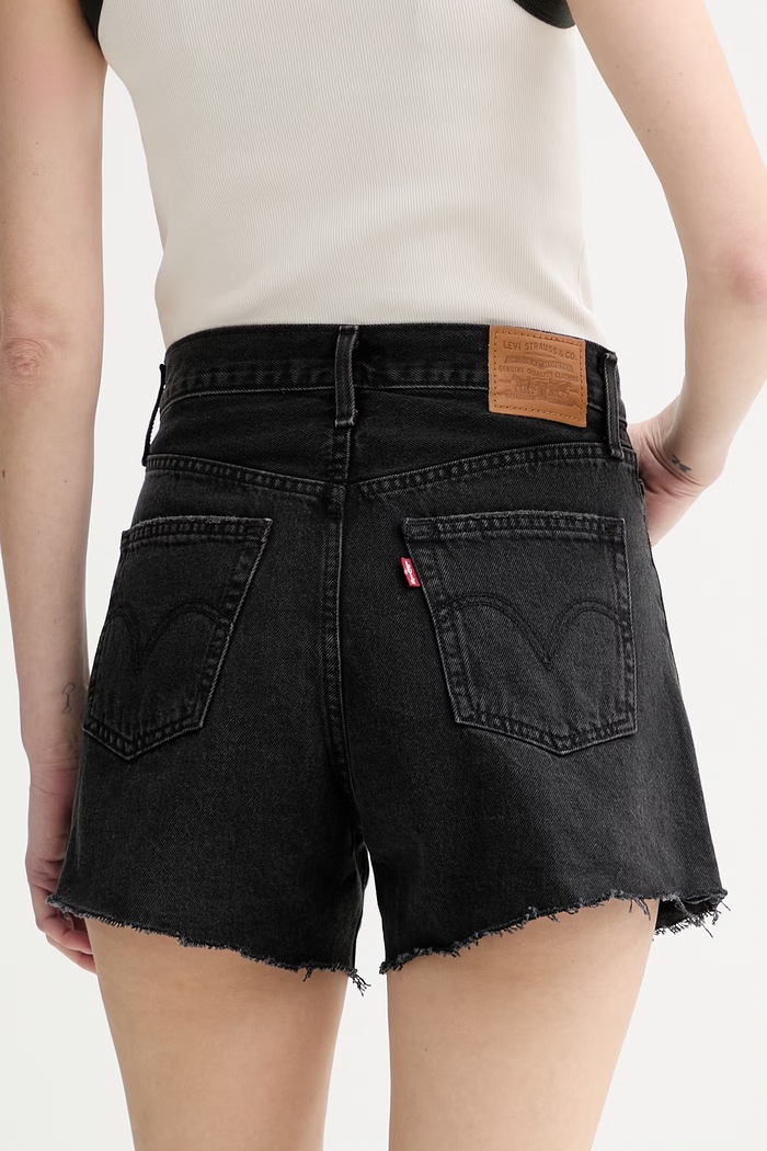 Îmbrăcăminte Levi's pantaloni scurți jeans RIBCAGE A-LINE 005DS negru