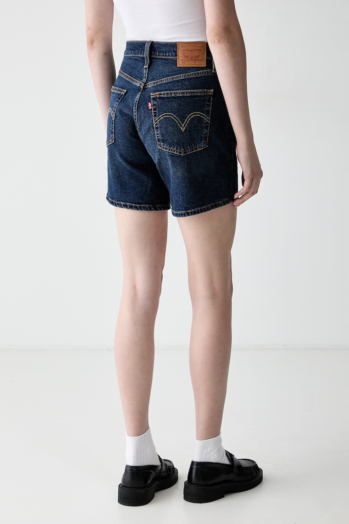 Oblačila Levi's kratke hlače ženske denim 501® MID THIGH A9296 modra