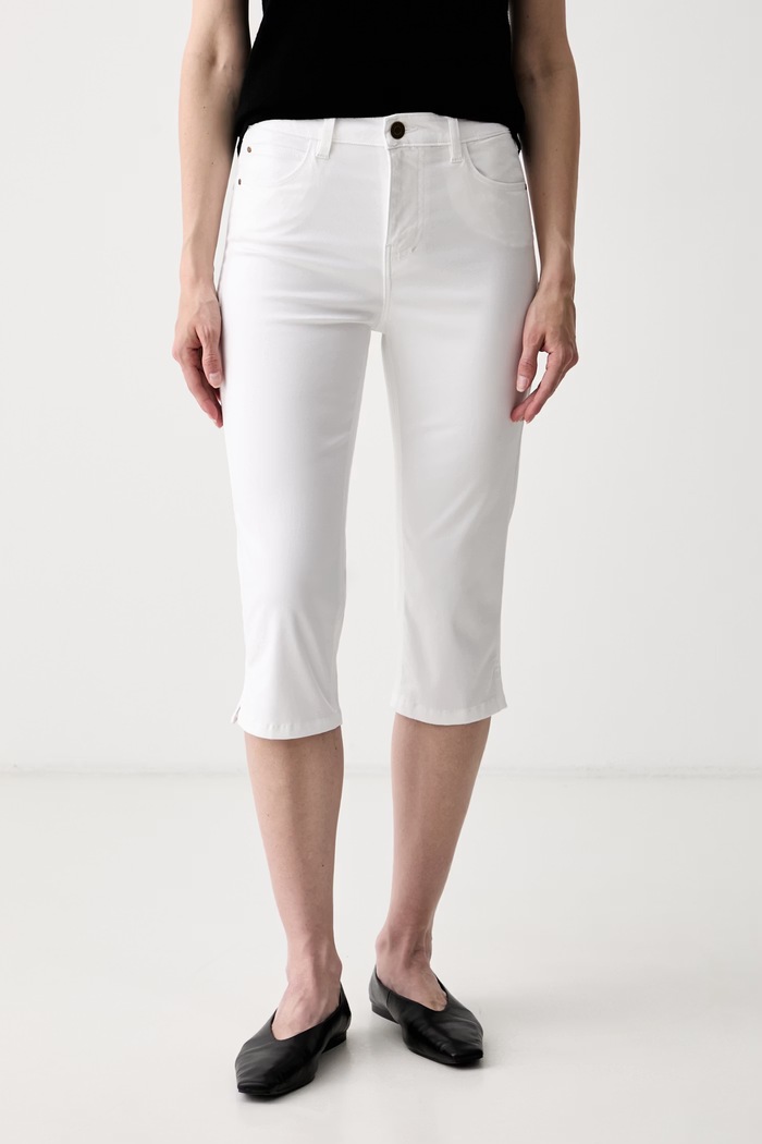 Guess spodnie capri damskie z lyocellem CAROLYN biały W6YB40.W5139