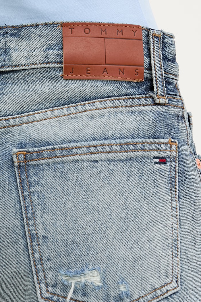 Tommy Jeans šortky dámske rifľové modrá DW0DW22690
