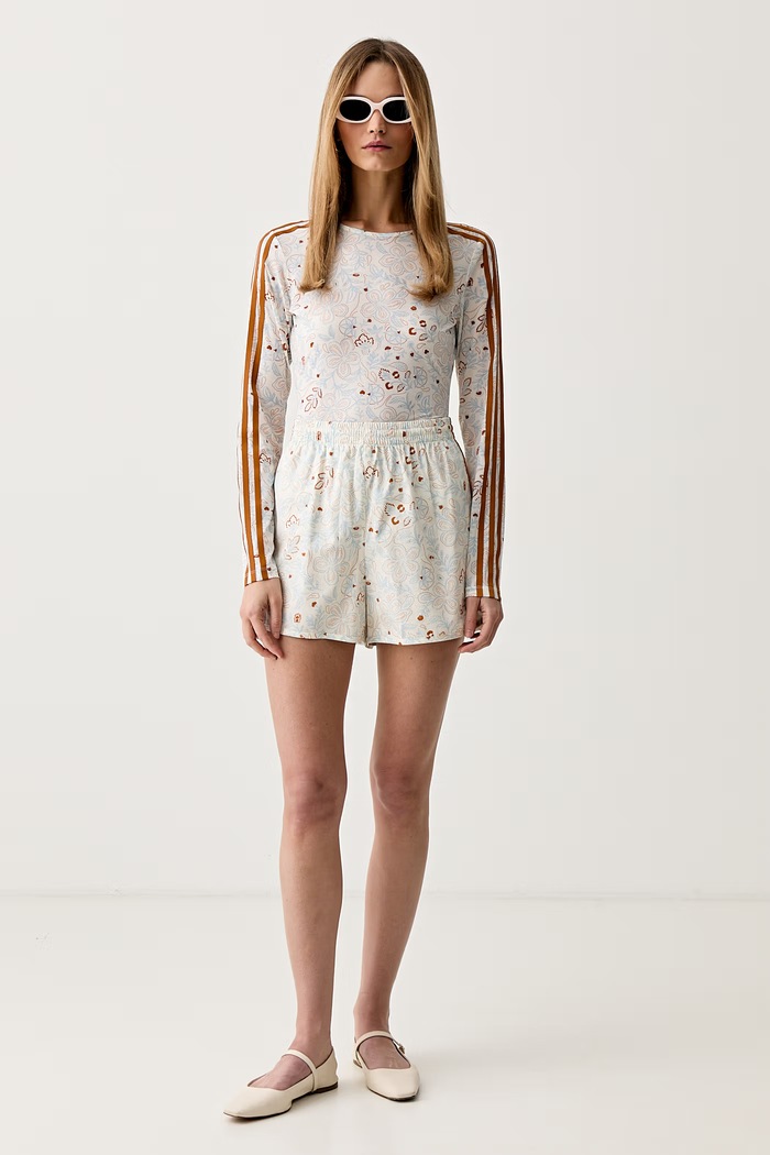 adidas Originals σορτς γυναικεία βαμβακερά KW5831 μπεζ SS26