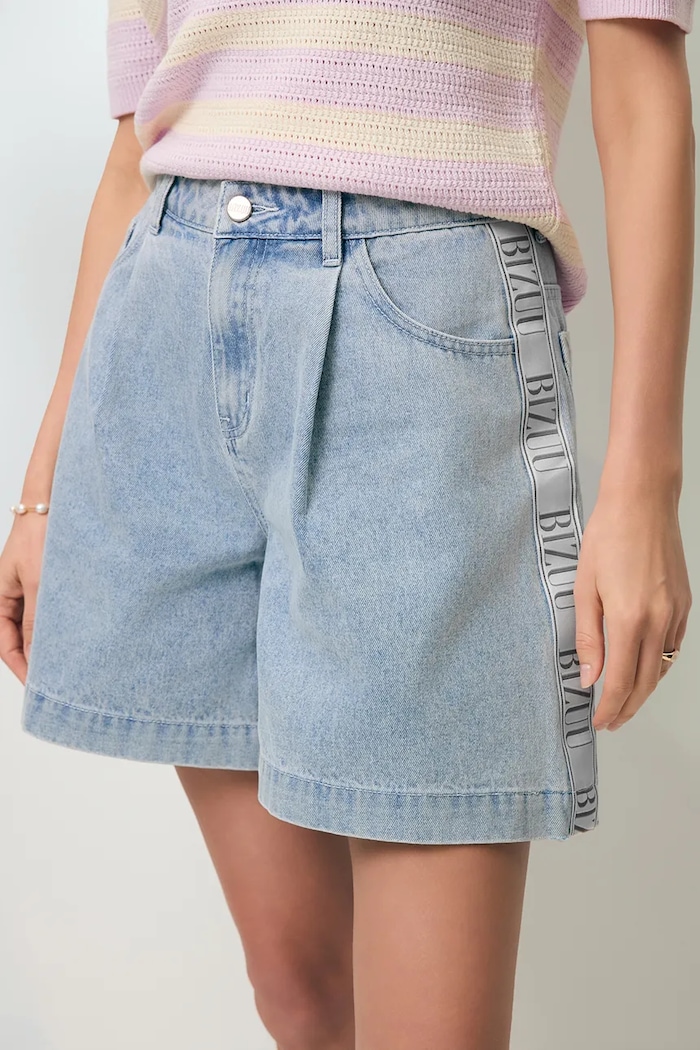 BIZUU pantaloni scurți pentru femei, din denim MIREYA albastru MIREYA.BLEKITNY