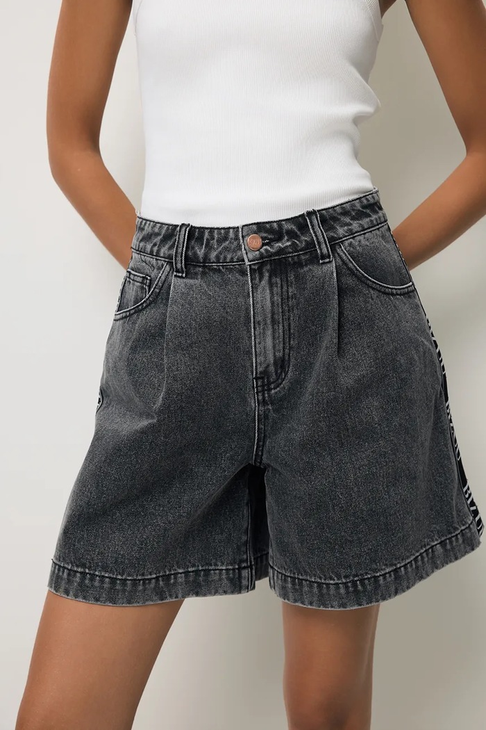 BIZUU pantaloni scurți pentru femei, din denim MIREYA negru MIREYA.CZARNY