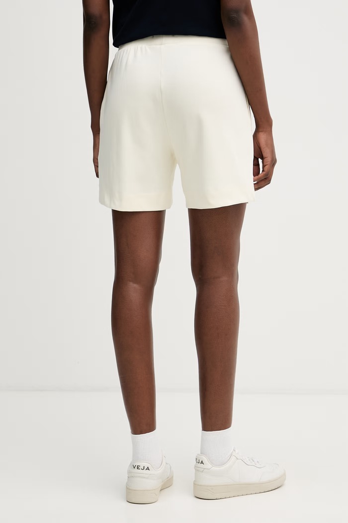 Odzież U.S. Polo Assn. szorty dresowe damskie bawełniane z elastanem Pintuck Tipped Sweat WUP1351 beżowy