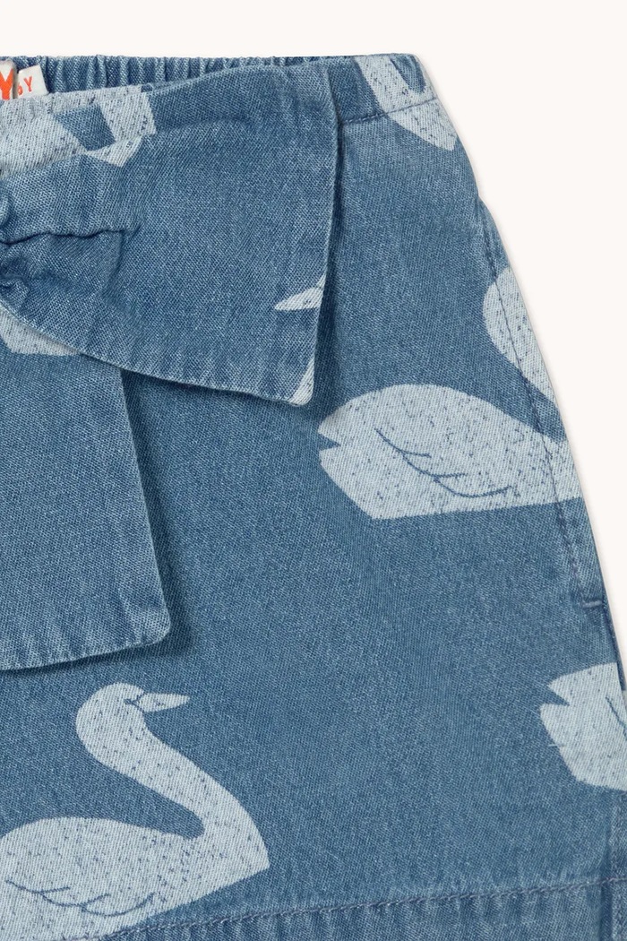 Παιδικό σορτς τζιν Tinycottons BIG SWANS SHORTS μπλε SS26.324