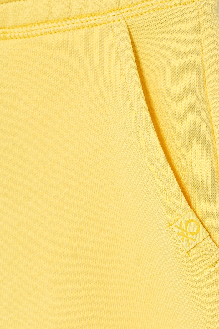 Băieți United Colors of Benetton pantaloni scurți copii bumbac 3J68C901G.G.Stagionale galben