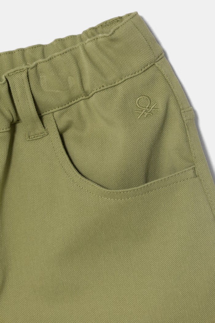 Chłopiec United Colors of Benetton szorty dziecięce 46D6C904E.G.Stagionale zielony