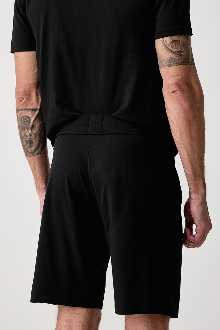 Odzież BOSS Szorty dresowe męskie bawełniane Authentic Shorts 50554778 czarny