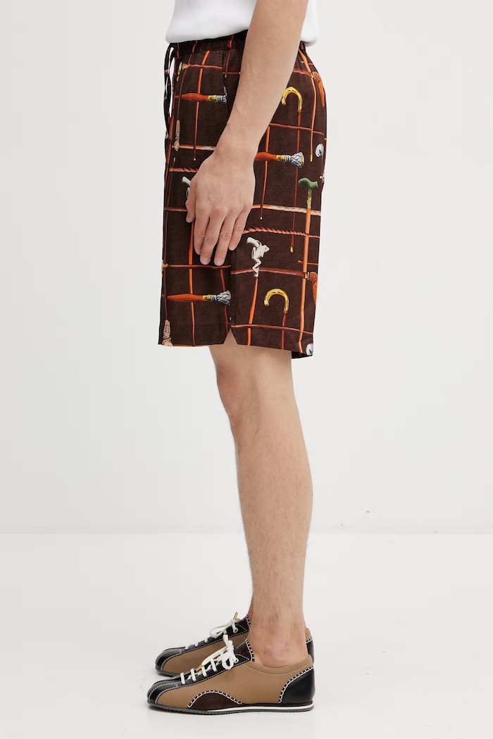 Drôle de Monsieur Cannes pantaloni scurți cu vâscoză pentru bărbați K.BS158.VI033.BN maro SS26